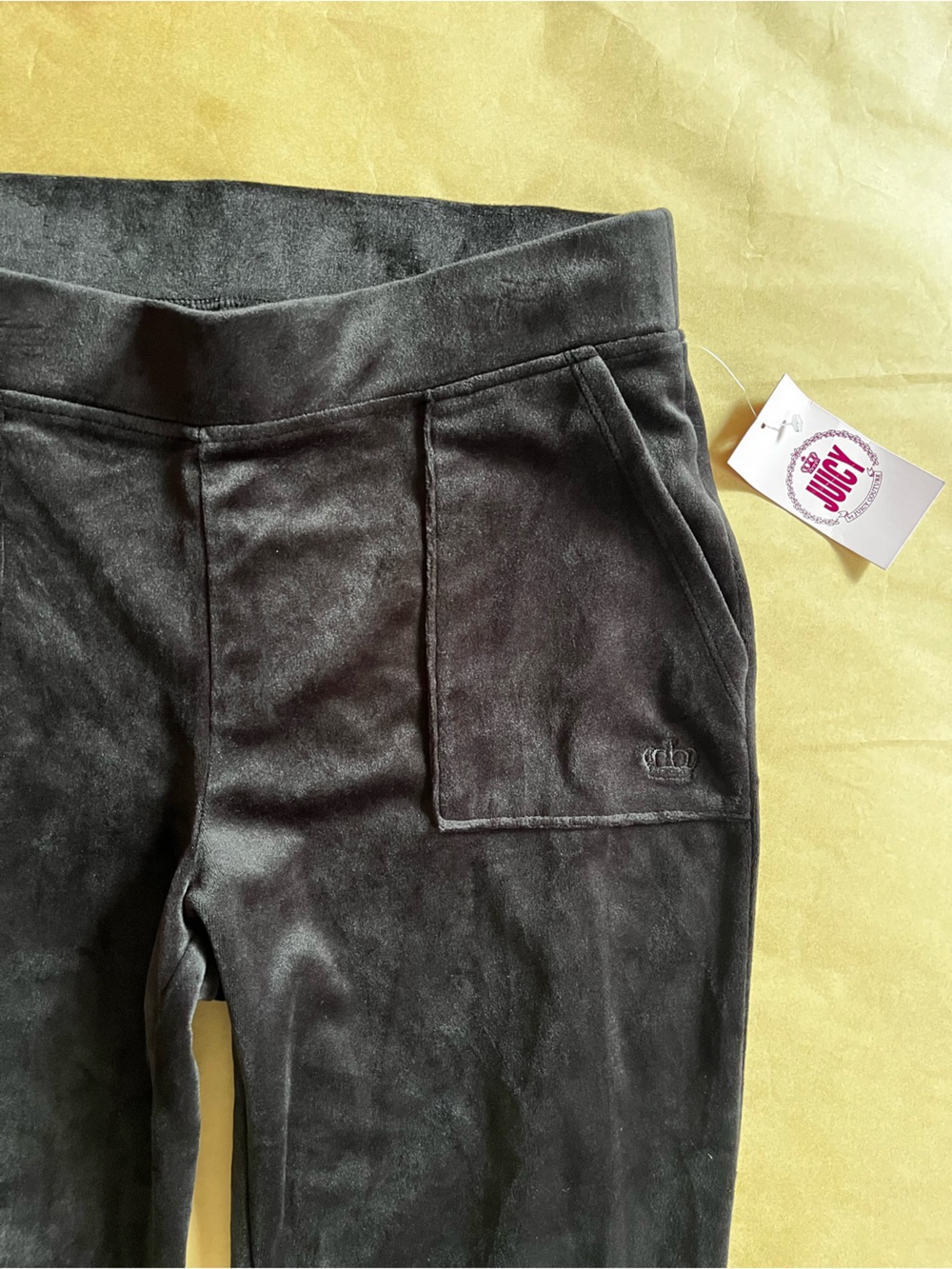 *NEW WITH TAG* Juicy Couture Black Velour Pants